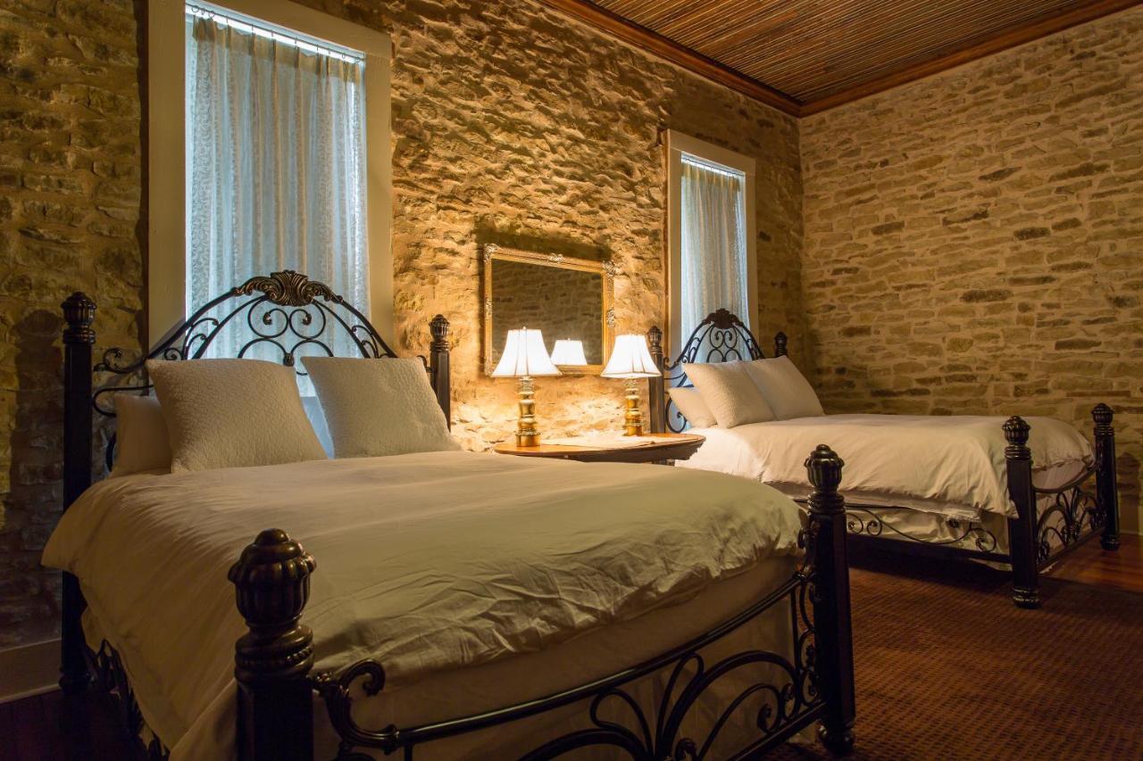 Upstairs Inn Hico Εξωτερικό φωτογραφία