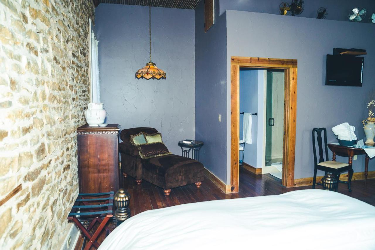 Upstairs Inn Hico Εξωτερικό φωτογραφία
